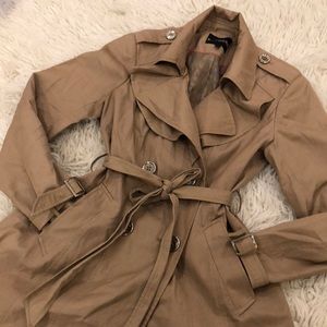 Trench coat from Express, Tan color, Size S